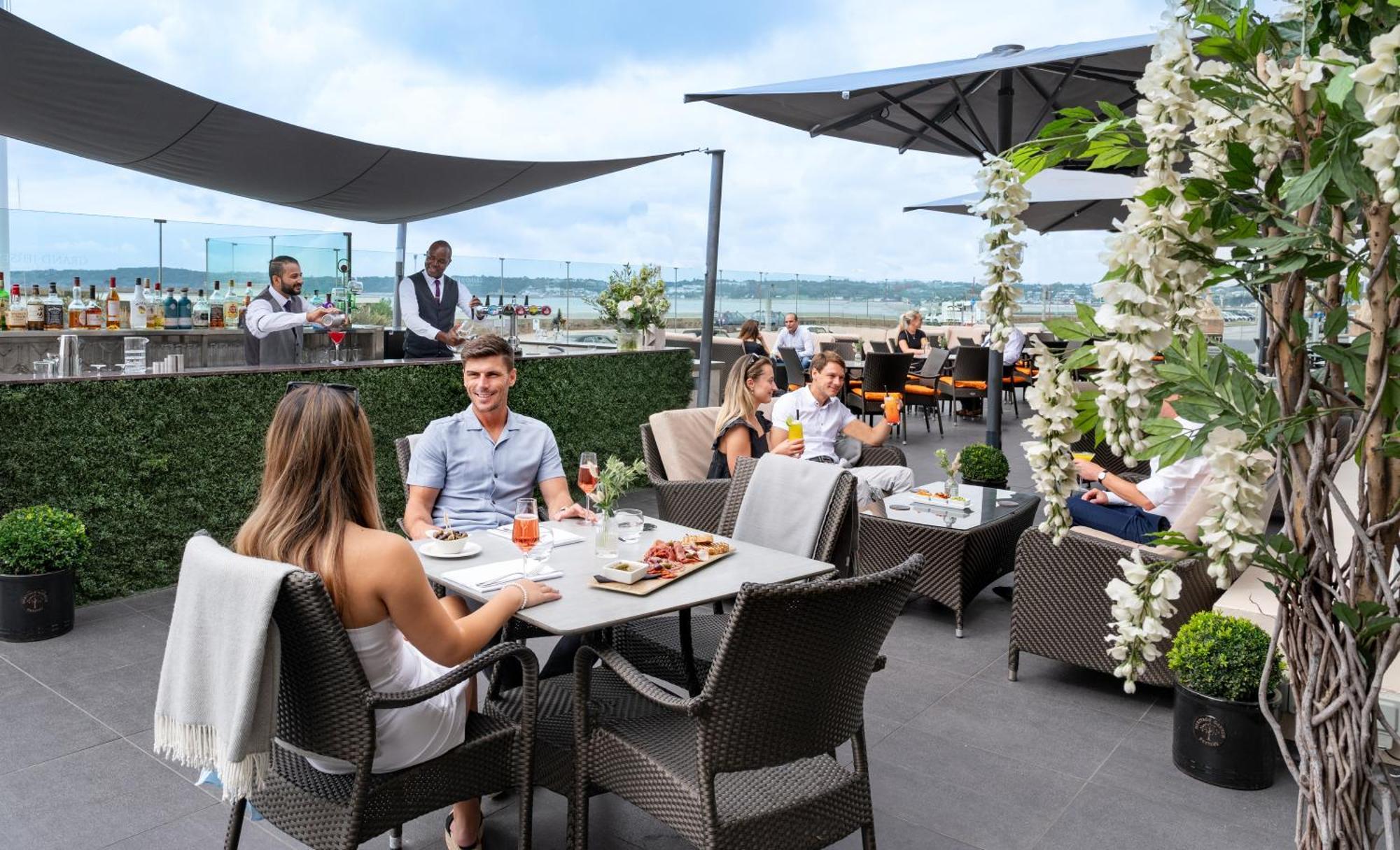 Grand Jersey Hotel And Spa Saint Helier Jersey Exterior foto The Terrace at the InterContinental London The O2