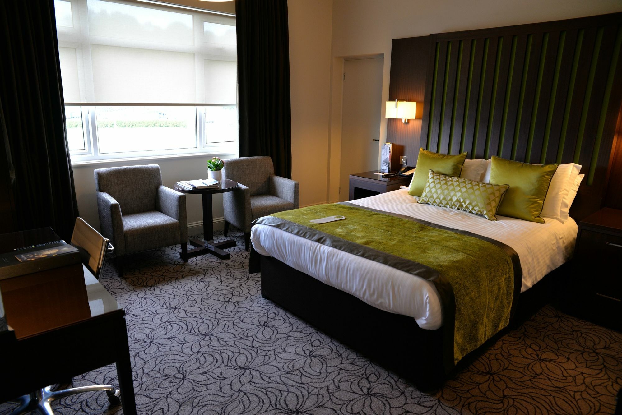 Grand Jersey Hotel And Spa Saint Helier Jersey Exterior foto A bedroom at the hotel